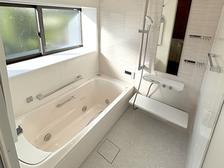 バスルームリフォーム 暖かくリラックスできる癒しのバスルームとお掃除ラクラクレンジフード